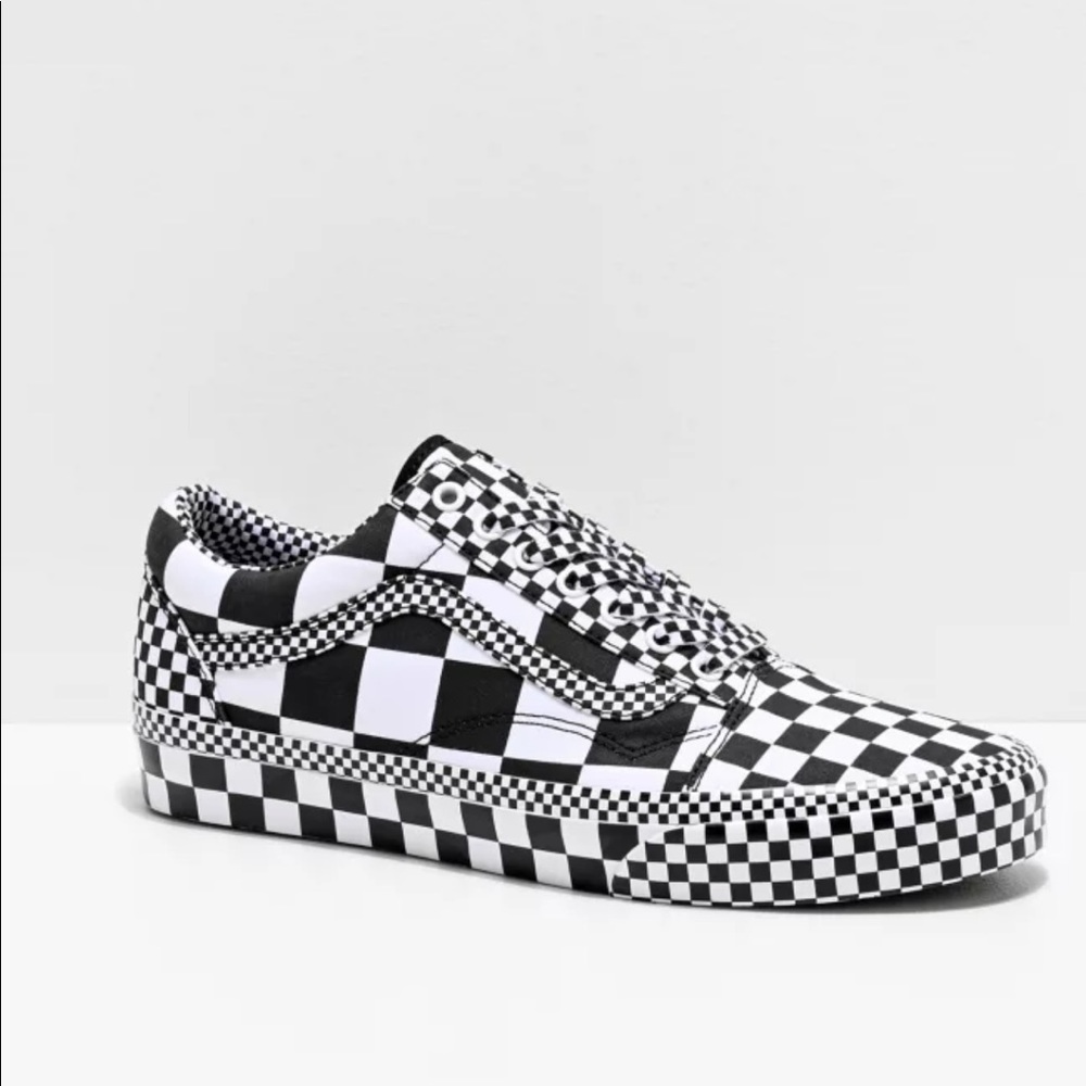 ⚫️⚪️RARE VANS ALL OVER CHECKERBOARD
